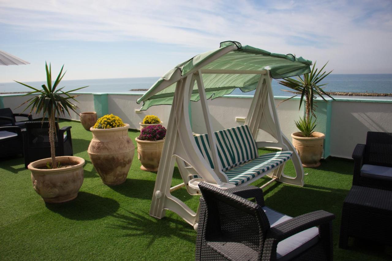 Golden Beach Hotel Tel-Aviv Kültér fotó
