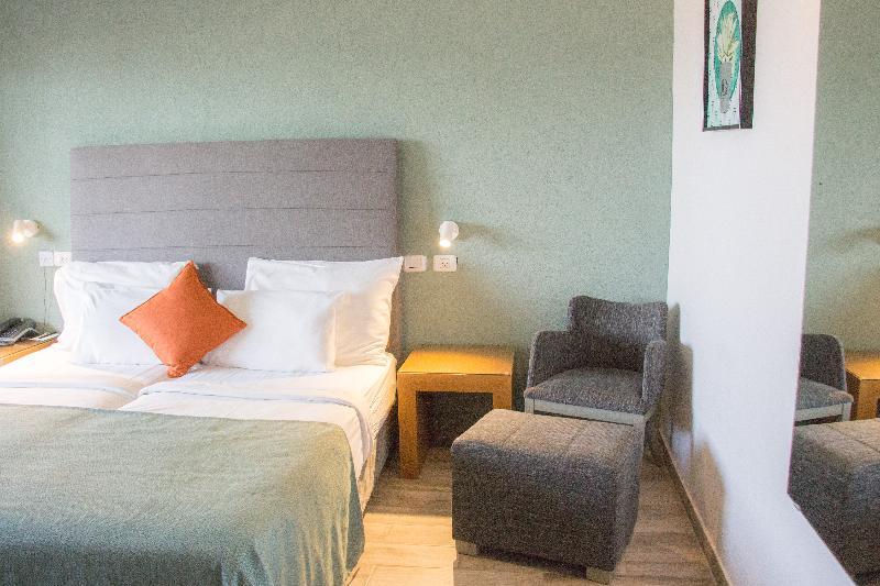 Golden Beach Hotel Tel-Aviv Kültér fotó